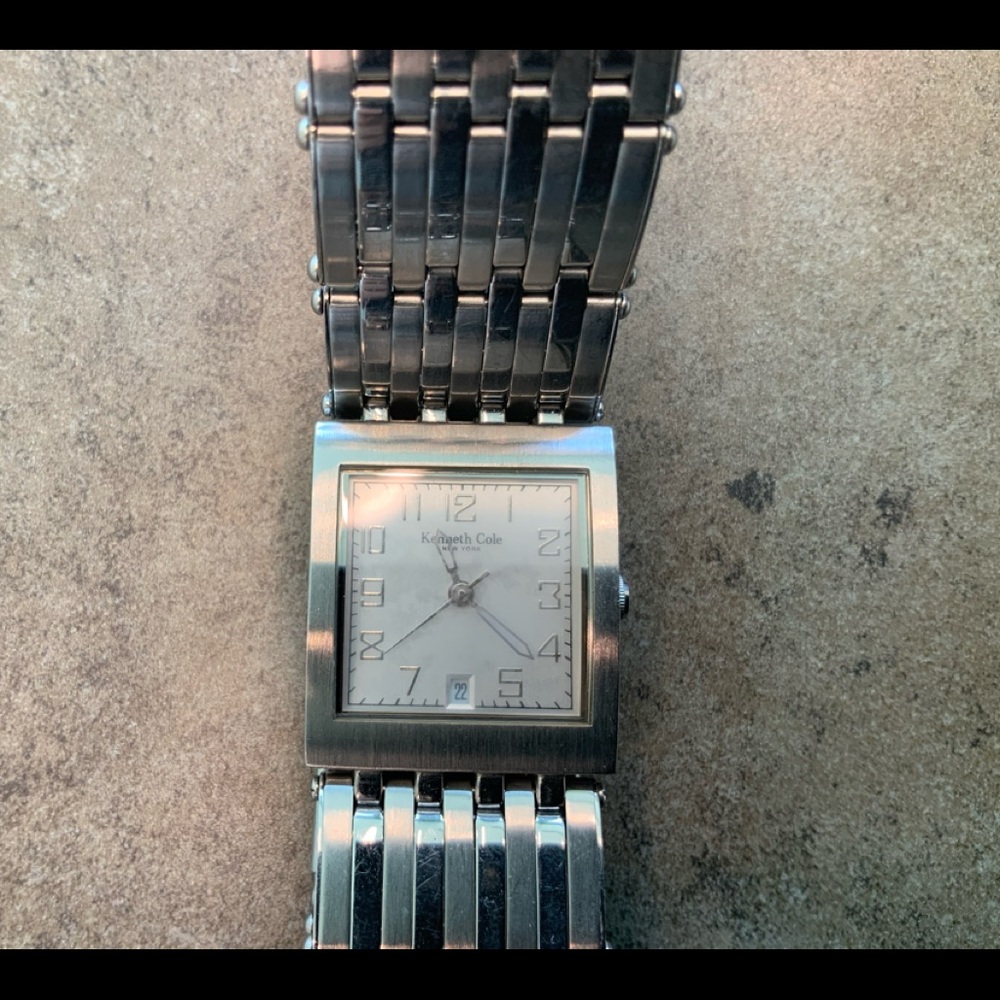 Kenneth Cole Watch - Picture 7 of 8